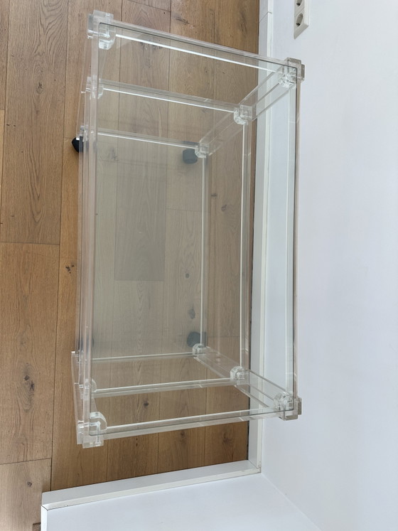 Carrello di servizio vintage spagnolo in plexiglas – Madrid, 1985 – Carrelli bar (photo 3 of 6)
