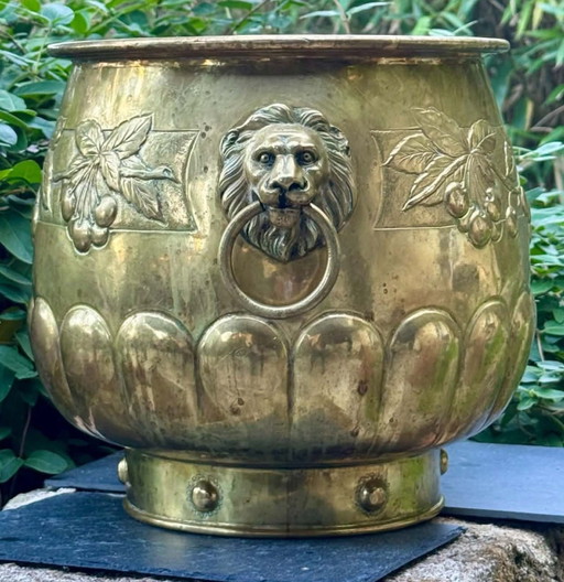 Gigantische messing plantenbak België 19e eeuw met keurmerk
