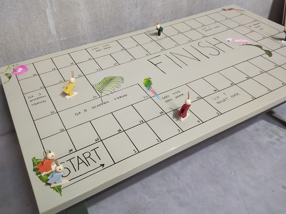 Image 1 of Coffee table with game (game table)