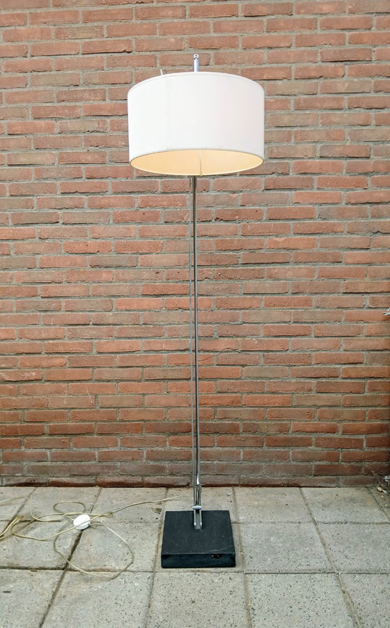 Image 1 of Lámpara de pie Mama Ligne Roset de Thibault Desombre