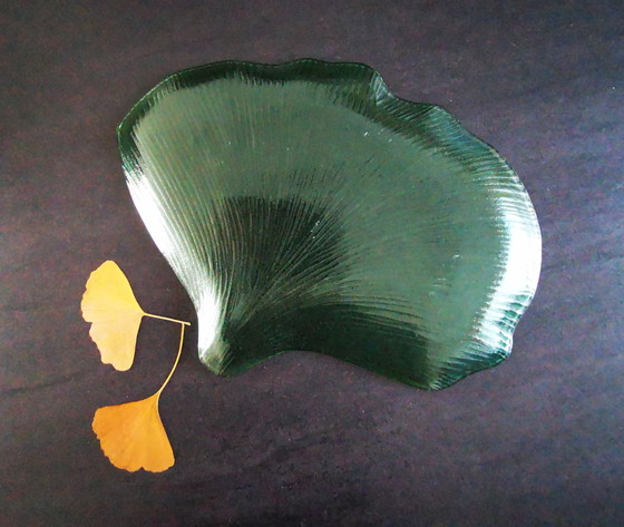 Image 1 of Decoration and/or serving dish, Ginkgo leaf