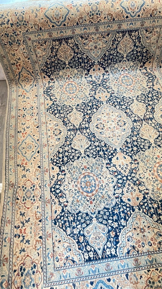 Image 1 of Tapis persan Nain en soie avec certificat