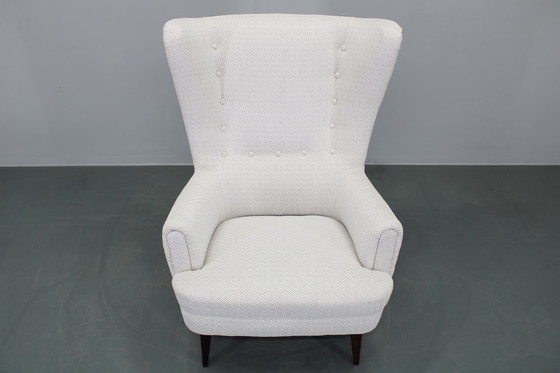 Image 1 of 1960er Jahre Restaurierter Ohrensessel, Tschechoslowakei