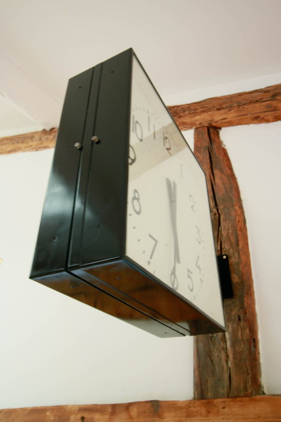Image 1 of Reloj de estación