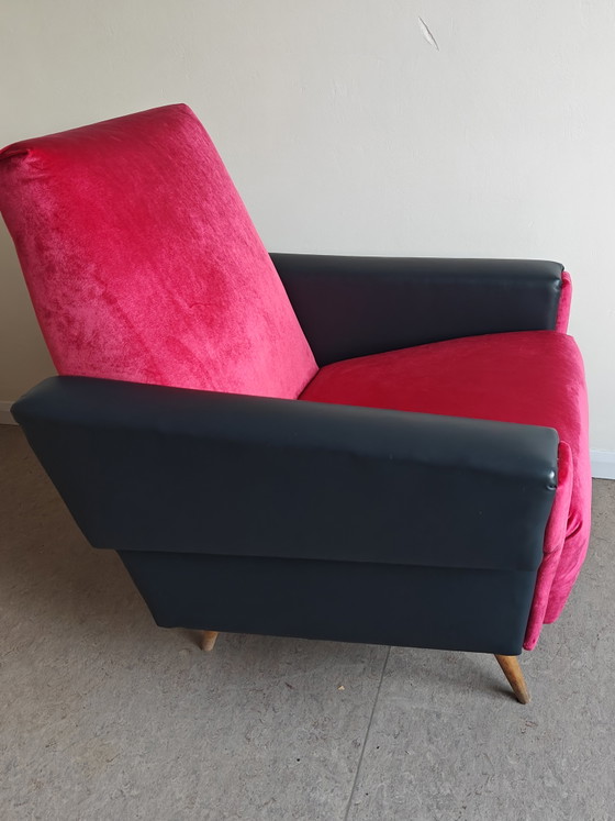 Ensemble de 2 fauteuils cocktail vintage – Style moderne du milieu du siècle (Velours rouge) – Velvet, Wood (photo 3 of 5)