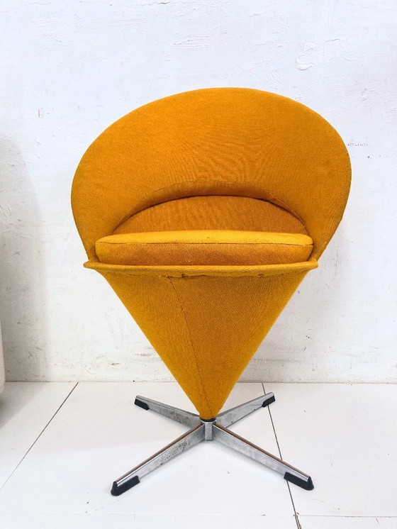 Image 1 of Chaise Cone de Verner Panton, chaise en forme de cornet de glace, design des années 1950/60, couleur orange