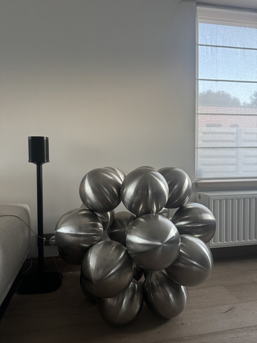 Oggetto luminoso Marcel Simons 02 unico nel suo genere