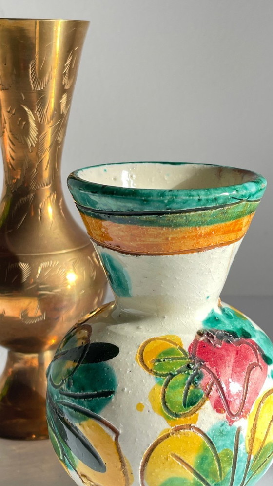 Image 1 of Vasi in ceramica vintage realizzati a mano con ottone cesellato