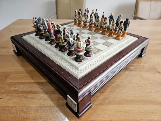Raj Verzamel schaakspellen van Franklin Mint Porselein, jaren 70, Set van 33 – Decoratieve objecten (photo 16 of 19)