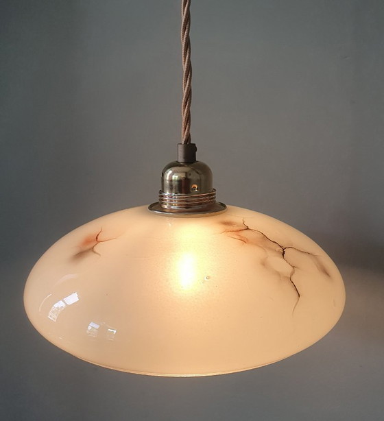 Vintage gemarmerder hanglamp - opaline glas - Art Deco – Hanglampen, Metal (photo 16 of 16)