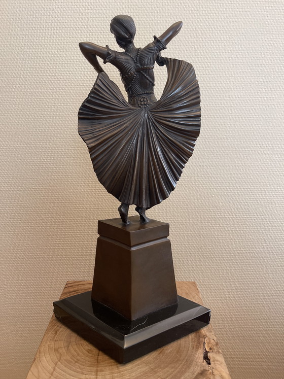 Image 1 of Bronzen beeld Chiparus