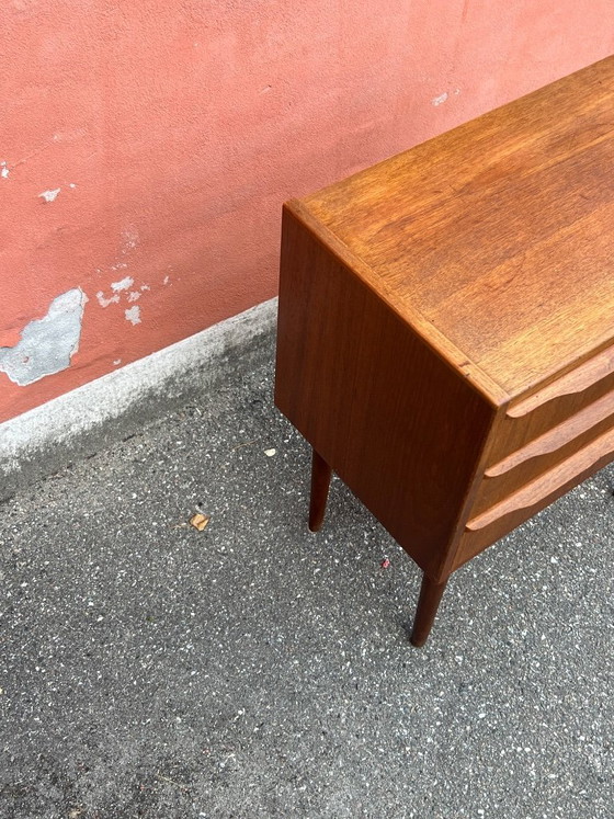 Image 1 of Danish vintage teak chest of drawers / nightstand, 1960s