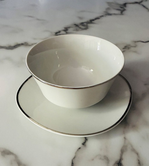 Schirnding Bavaria Porcelain Gravy Bowl