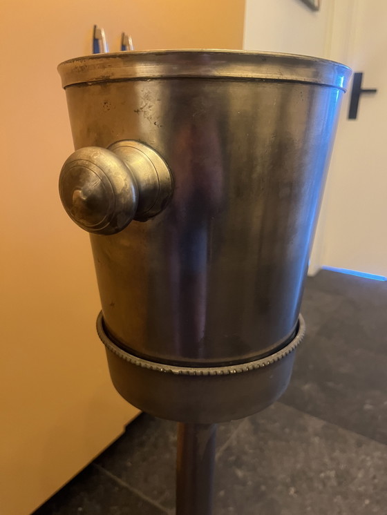 Image 1 of Ice bucket with Robust Stand