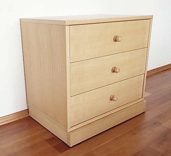 Image 1 of 'Die Collection' Wohnwand 8-teilig mit Vitrine, Schubladenkonsolen, Bücherborden in Esche natur Esche