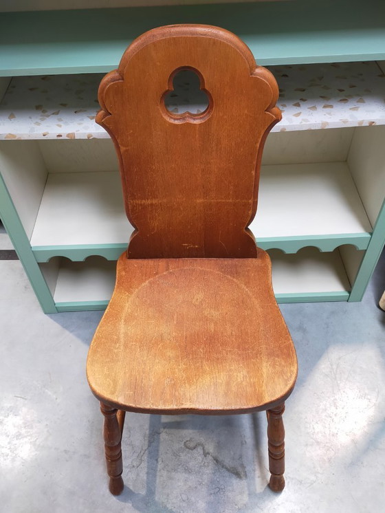 Image 1 of Eiken houten stoel