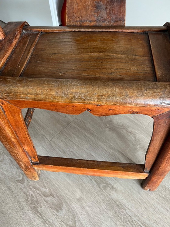 Image 1 of Silla antigua china de Shandong con forma de herradura.