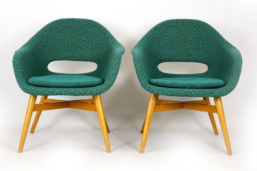 Armchairs by Miroslav Navratil for Tatra Nábytok, 1960s, Set of 2 – fauteuils, Textile, Wood (photo 2 of 22)