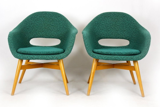 Armchairs by Miroslav Navratil for Tatra Nábytok, 1960s, Set of 2 – Textile, Wood (photo 2 of 22)
