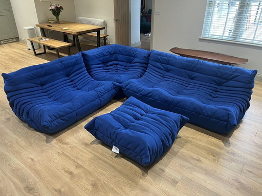 Ligne Roset Canapé Togo By Michel Ducaroy En Alcantara Bleu