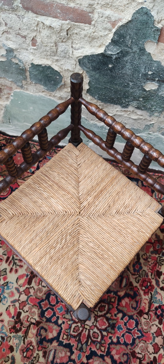 Image 1 of CLASSIC BOBBIN CORNER CHAIR