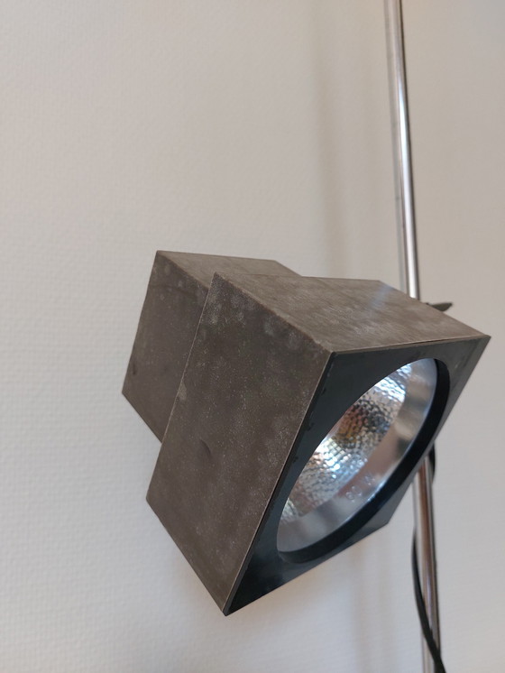 Image 1 of Raak vloerlamp