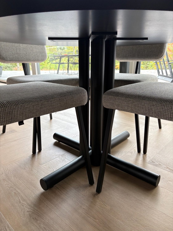 Studio Henk Mikado Quadpod, Eettafels, Mdf, Zwart (foto 3 van 5)