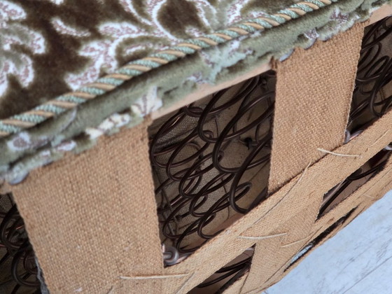 Image 1 of Sofá danés de 2 plazas, curvado, años 60, terciopelo verde, madera de haya.