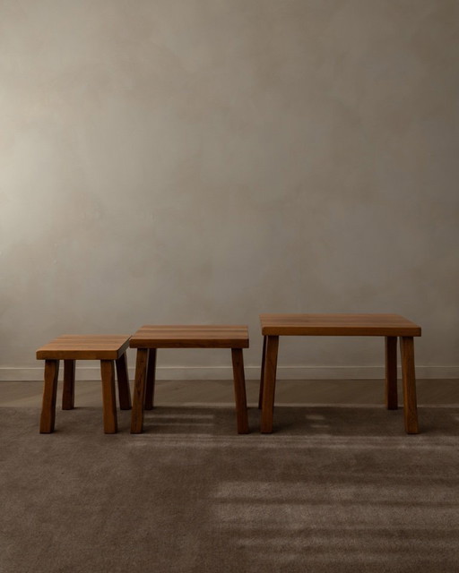 Vintage brutalistische massief eikenhouten bijzettafels (set van 3) – Nederlands, jaren 70