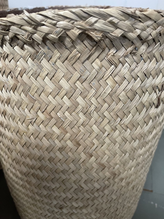 Set Van 3 Bloempotten. € 165,- – Pottery Pots, Plantenbak, Wicker (photo 3 of 7)