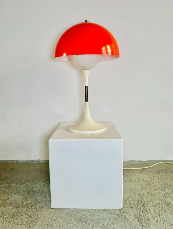 Image 1 of Lampada da tavolo a forma di fungo, di metà secolo, rossa e bianca, Europa, anni '70