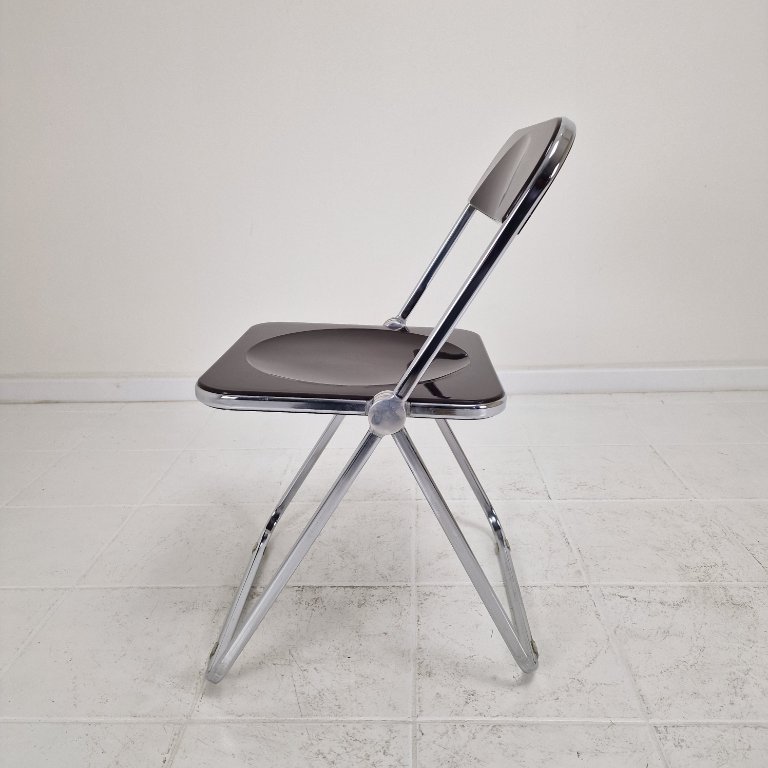Giancarlo Piretti for Castelli “Plia” Folding Chair, Italy | €290