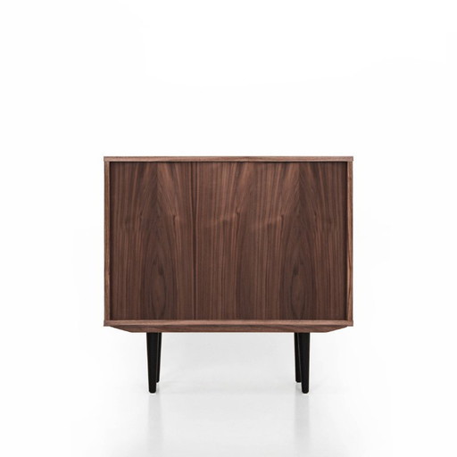 Walnut low bookcase - R05