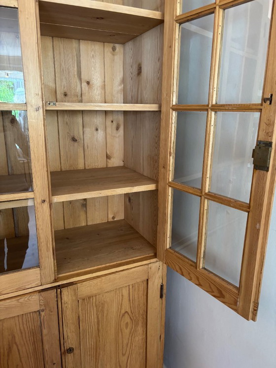 Image 1 of Glazen vitrine