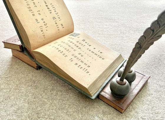 Image 1 of Tavolino da caffè, tavolino da soggiorno, tavolo di vetro, libri, piume