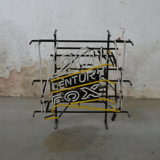 1x 20th century fox deco fluorescent light