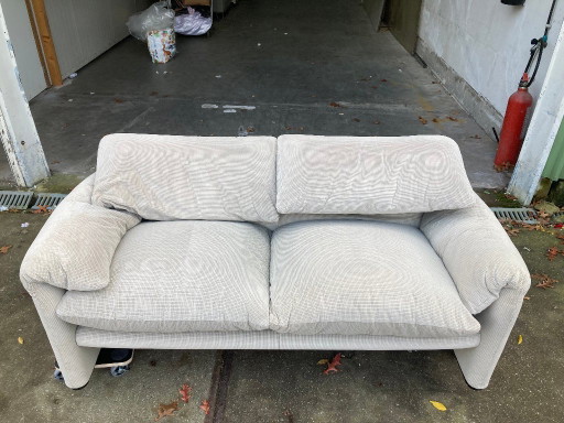 Sofá de 2 plazas Cassina Maralunga, Vico Magistretti