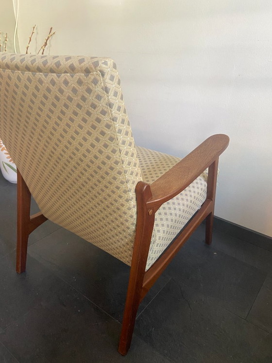 Image 1 of Poltrona d'epoca, appena rivestita