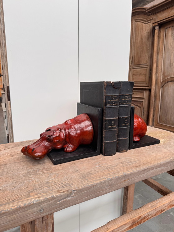 Hippo bookend – Decorative Objects, Leather (photo 2 of 4)