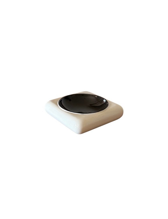 Image 1 of Posacenere in ceramica bianco e nero in stile Space Age / vide poche, Italia anni '70