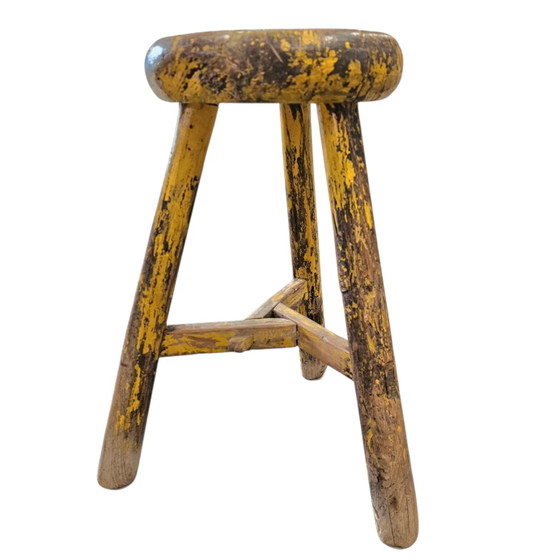 Primitieve houten driepoot kruk / hoogte 52 cm – Krukjes (photo 17 of 23)
