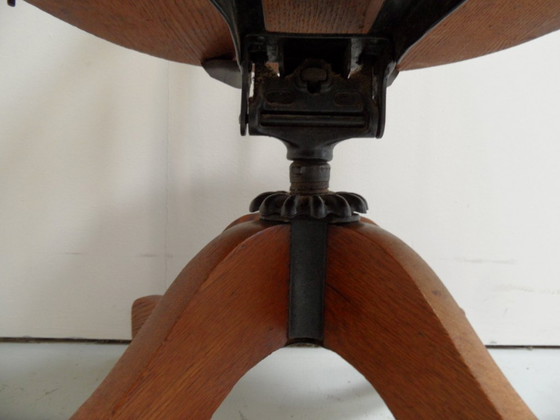 Antiker Drehstuhl für das Büro – Drehstühle, Holz (photo 5 of 11)