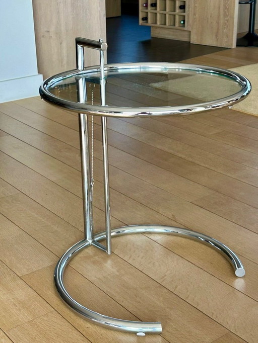 Tables d'appoint Eileen Gray
