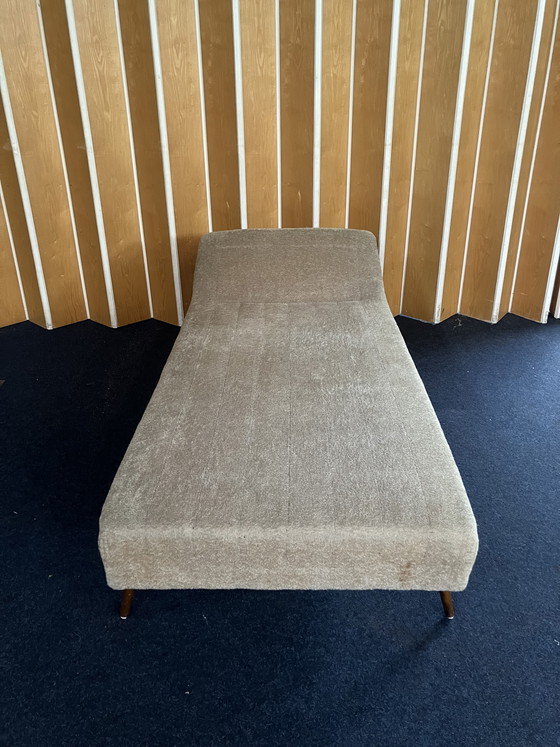 Image 1 of Vintage daybed