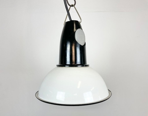 Vintage industriële Sovjet hanglamp met wit emaille, jaren 60