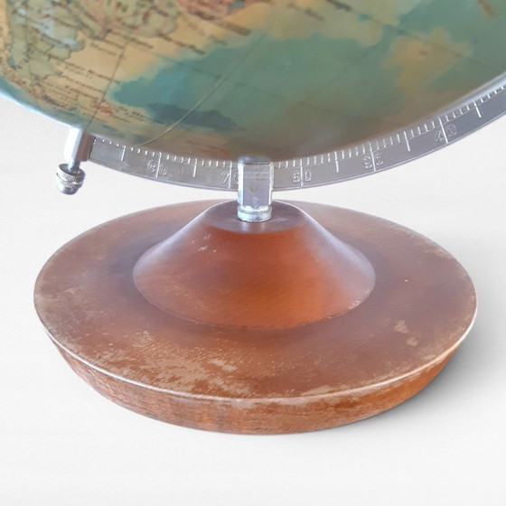 Image 1 of Globe vintage Räth en papier mâché, RDA 1975, H45D35