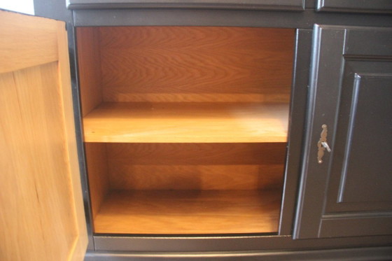 Credenza nera con piano e cassetti in rovere. – Credenze, Metal, Wood (photo 10 of 12)