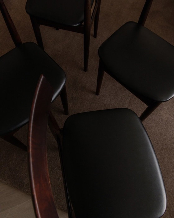 Image 1 of Set van 4 vintage Hans Olsen "Roundette" eetkamerstoelen voor Frem Røjle · Model 631 / 630 serie