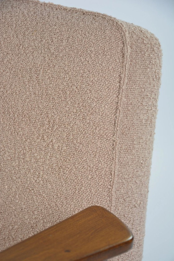 Image 1 of BUNNY fauteuil in roze bouclé