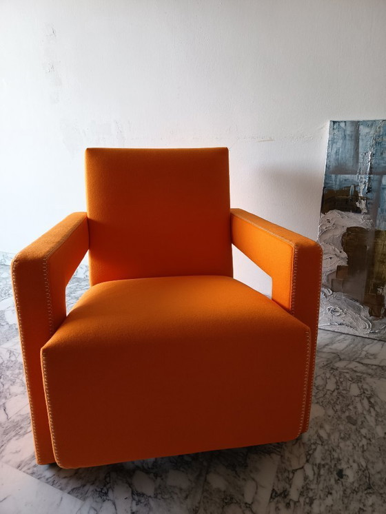Image 1 of Fauteuil CASSINA Utrecht 637 en Laine Kvadrat Orange 13L par Gerrit Thomas Rietveld
